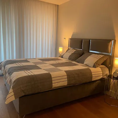 Dans Pullman Apartment *